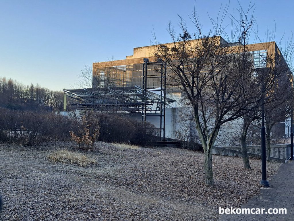 일산 아람누리 와 정발산의 모습|贝科姆汽车 (bekomcar)