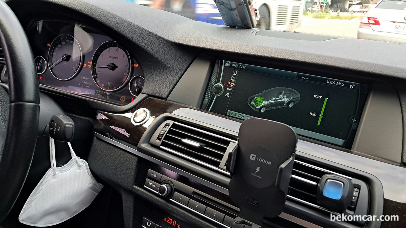 BMW F10 528i 엔진컴퓨터 DME의 LIN BUS 트랜시버칩 교체후 엔진오일 레벨세팅이 잘 되는것을 확인한다. DME ECU 전체교체하지 않고 LIN BUS 트랜시버 칩 교체만으로 작업완료 했다.|بيكومكار  (bekomcar)