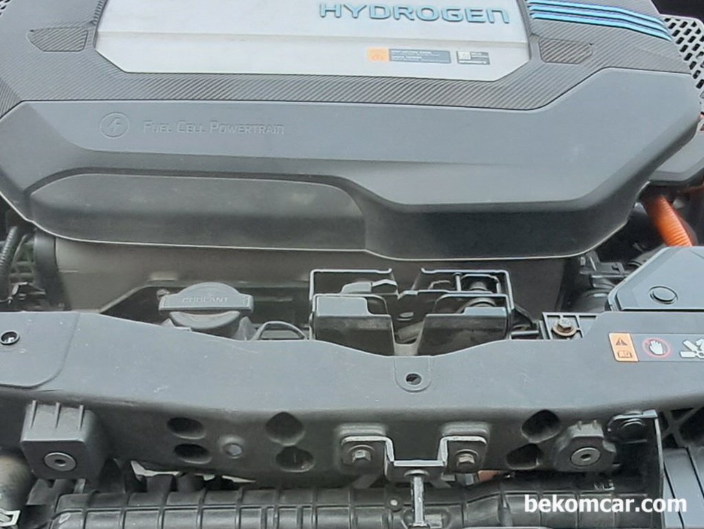 현대기아 수소차 엔진룸, 여러면에서 특이하다|bekomcar.com