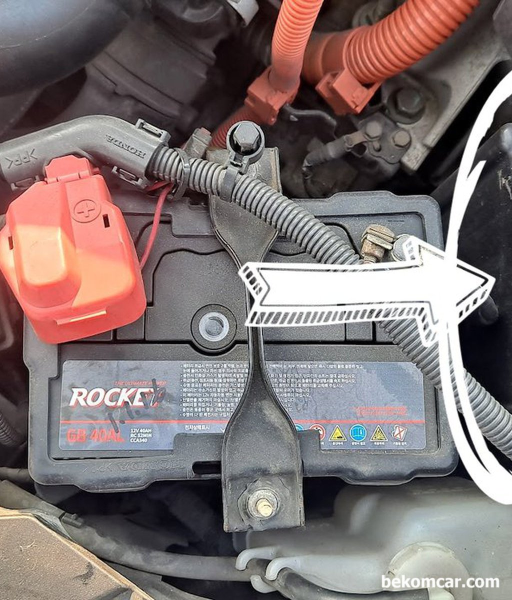 혼다 시빅 인데 ECU 엔진컴퓨터 위치가 어디인가요?|bekomcar.com