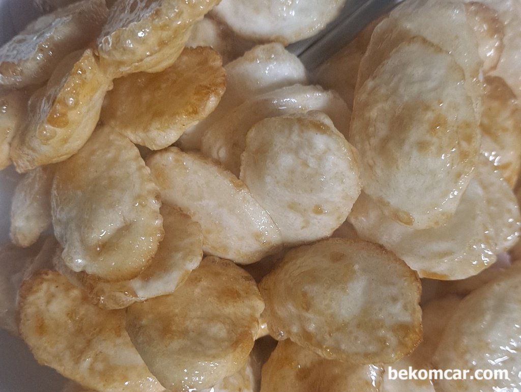 뭔지 몰라도 집에서 만든 맛있는 과자 음식이다.|贝科姆汽车 (bekomcar)