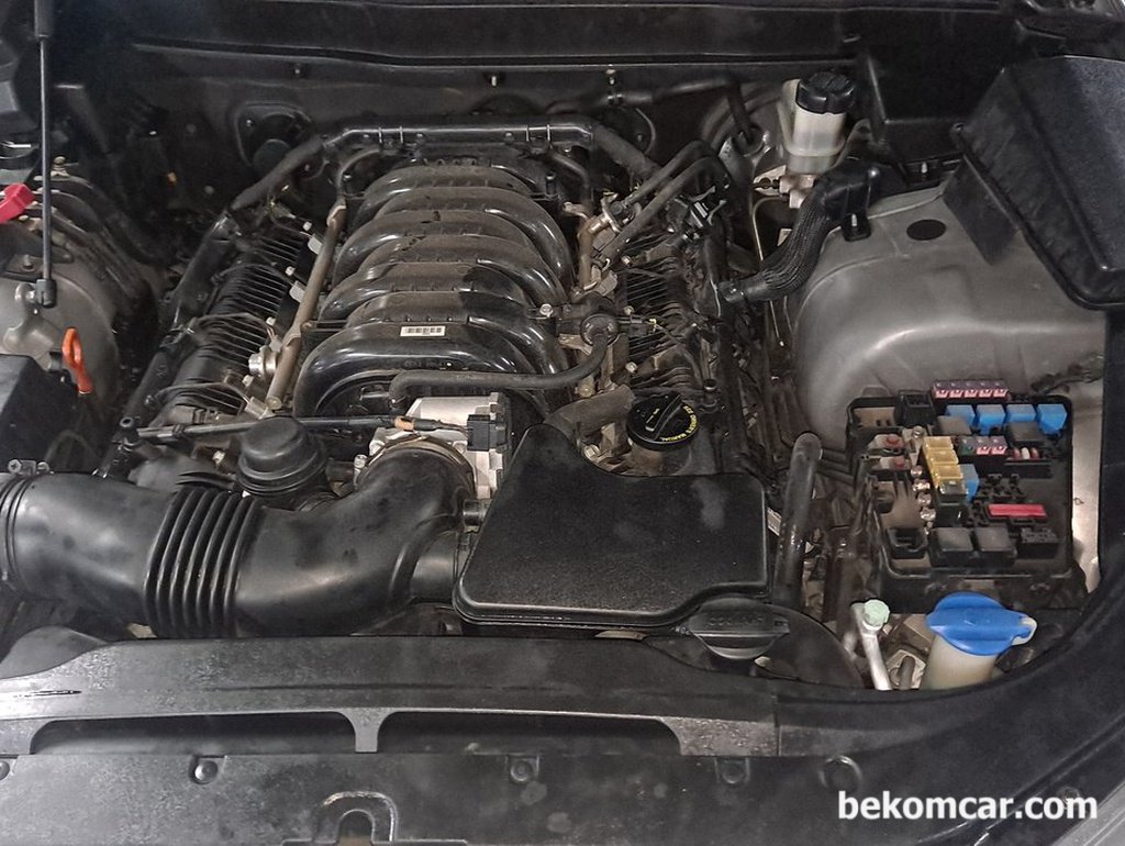 현대 제네시스 4.6L 8기통 자연흡기 엔진룸 사진이다|贝科姆汽车 (bekomcar)