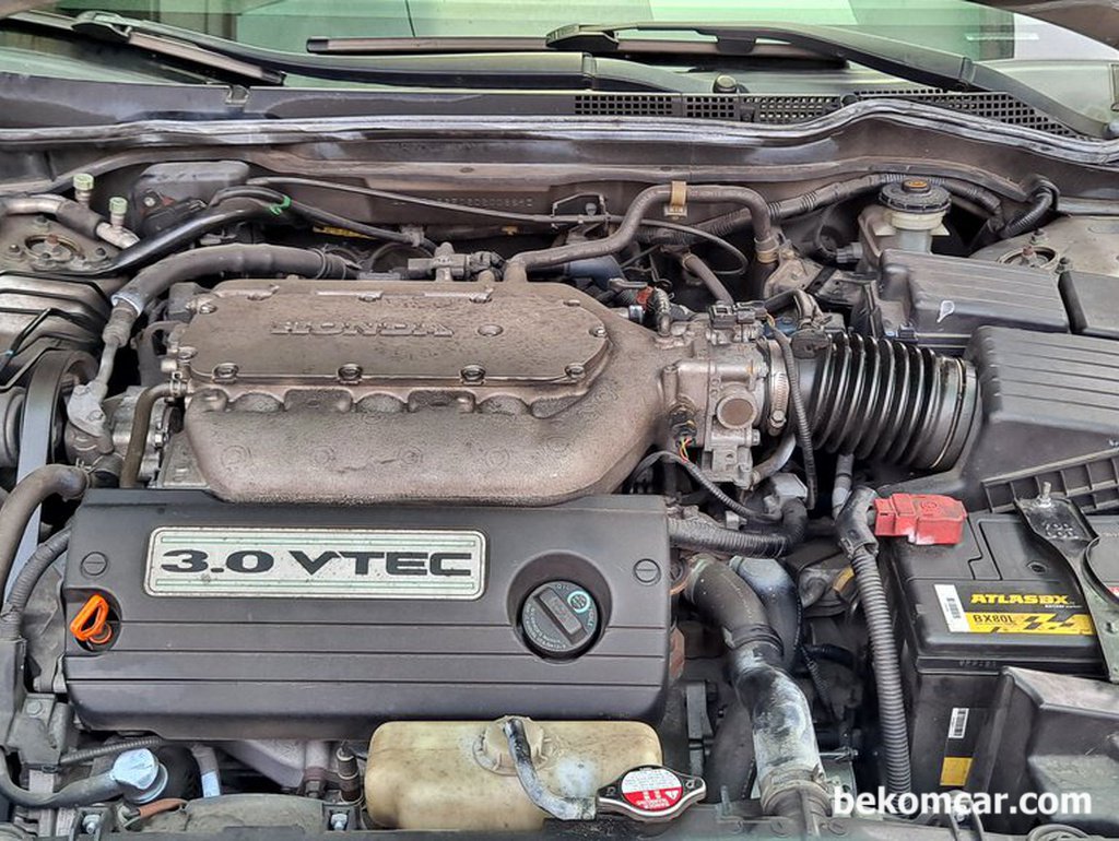 Honda Accord J30 engine bay inspection|bekomcar.com