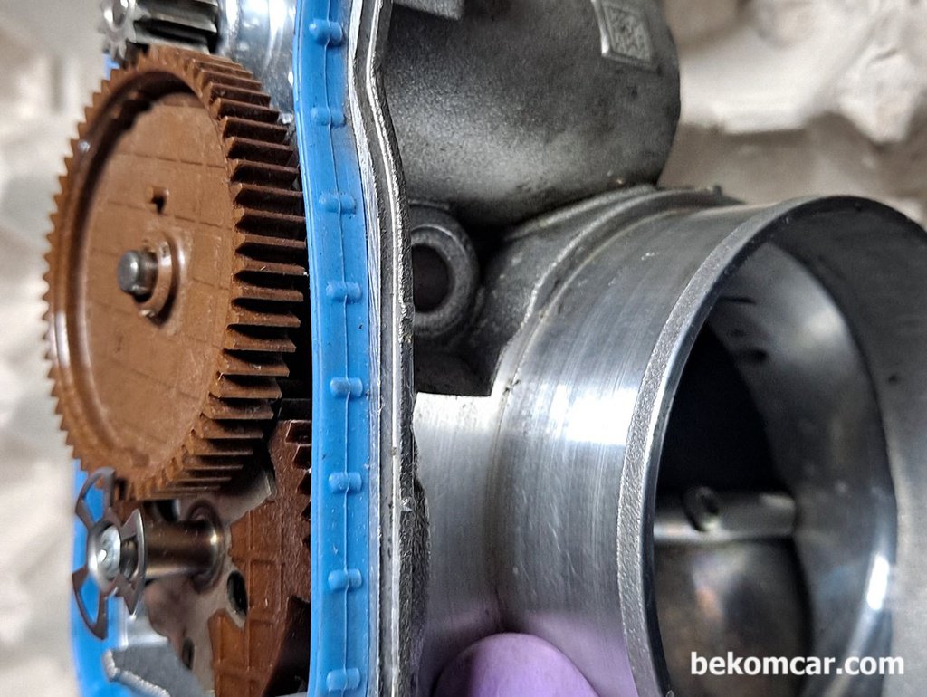 포텐셔미터 원리를 이용한 쓰로틀바디 해부한모습|贝科姆汽车 (bekomcar)