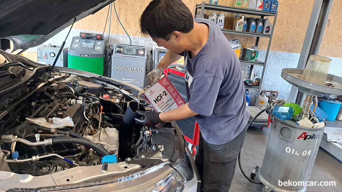 CVT미션으로 HCF2는 혼다의 순정오일이다.|بيكومكار  (bekomcar)