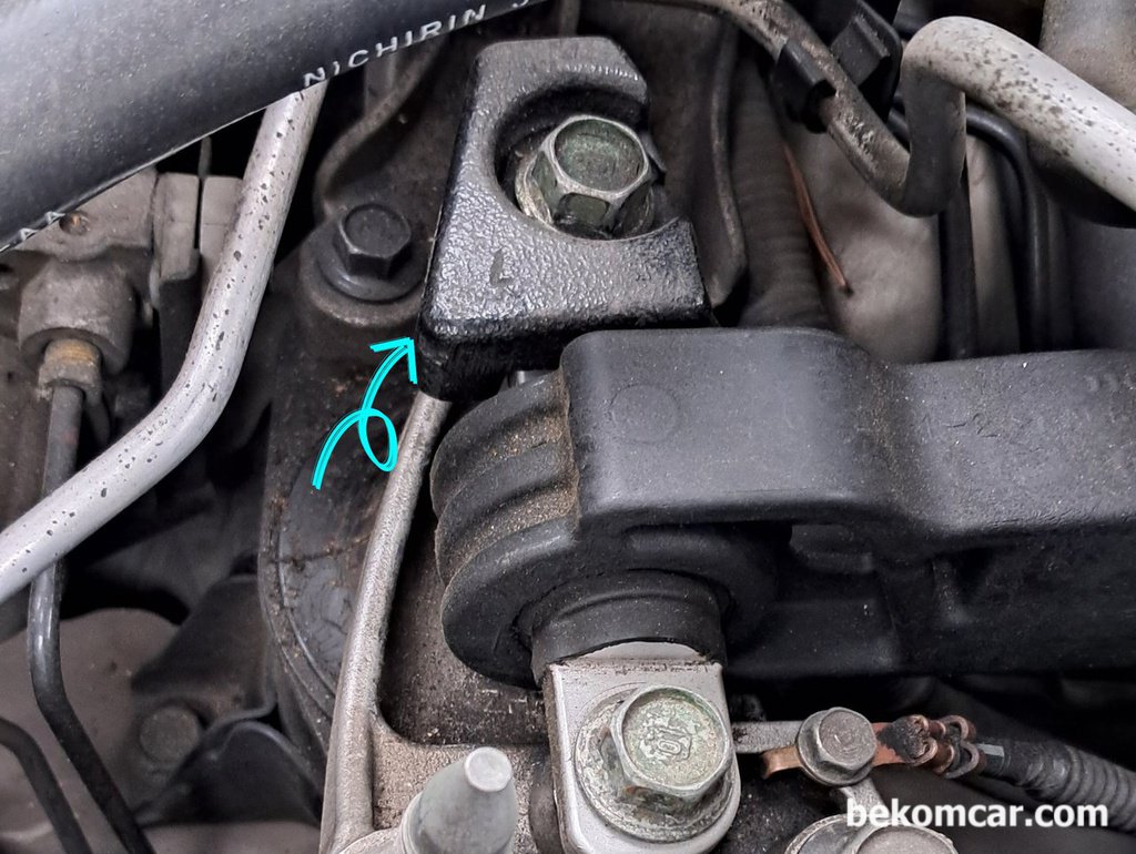 혼다 시빅 8세대 1.8 엔진마운트 브라켓 발란스 위치|bekomcar.com
