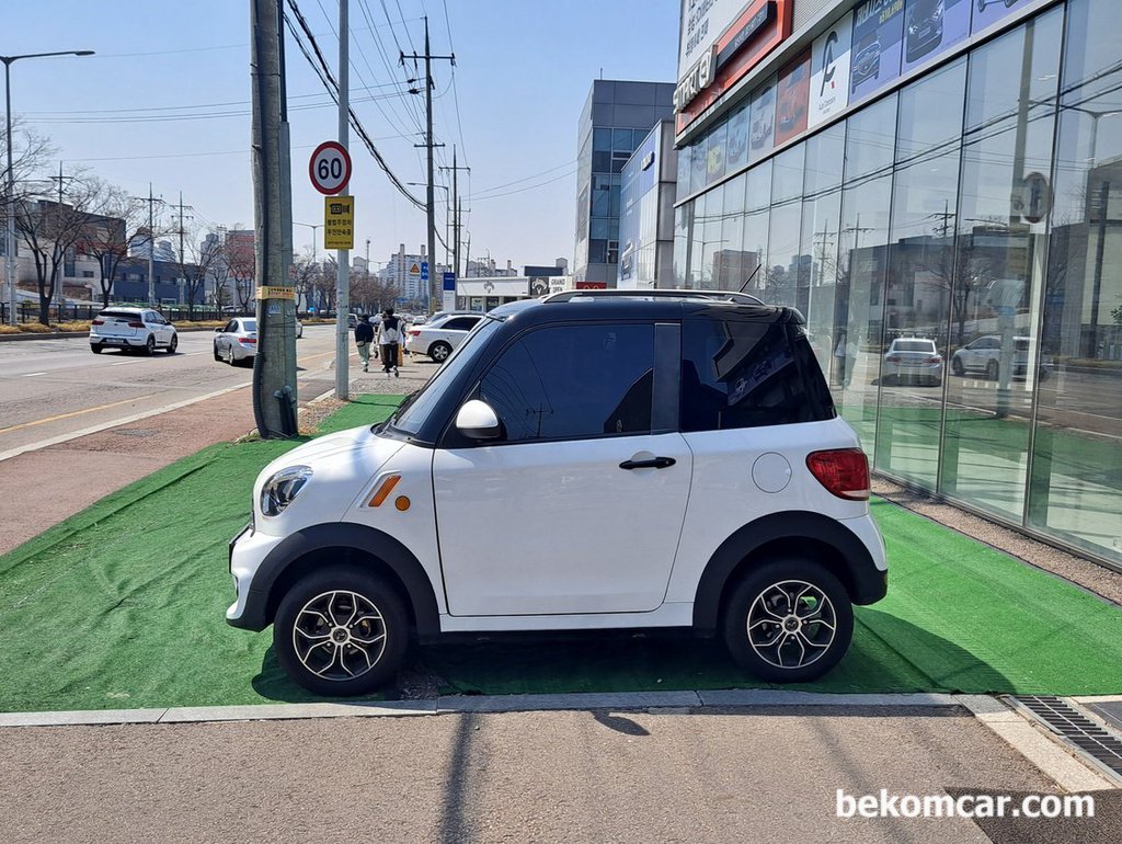 작은 전기차, 정말 작다. 근데 매우 귀엽다.|ベコムカー (bekomcar)