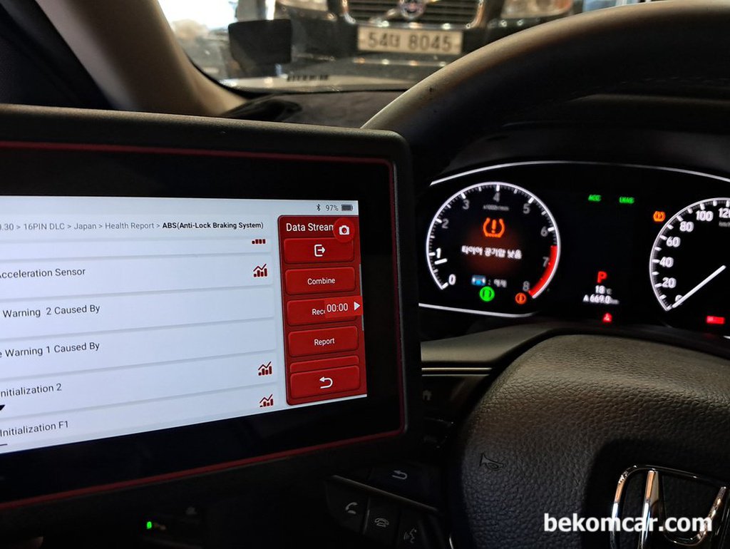 ABS 고장코드 C0077-78, '타이어 공기압 낮음' 체크등 표시|bekomcar.com