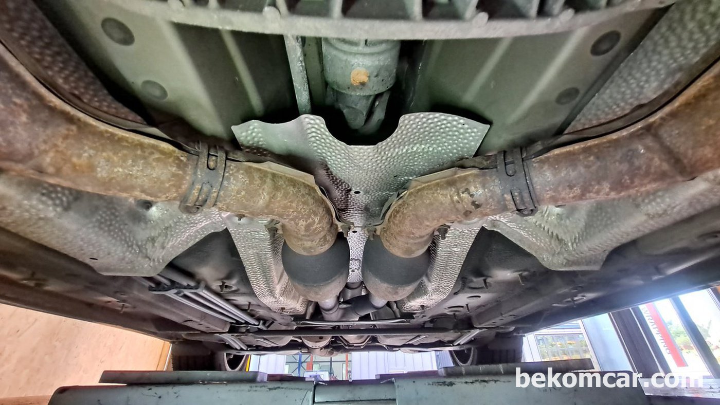 차량하체 전체점검, 녹이나 느슨한 커버, 열커버,부싱류등 검진|بيكومكار  (bekomcar)
