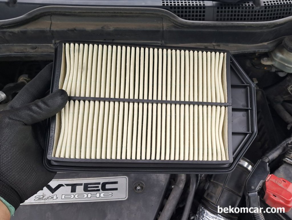 혼다 CRV3세대 엔진룸, 혼다 순정에어필터 교환|bekomcar.com