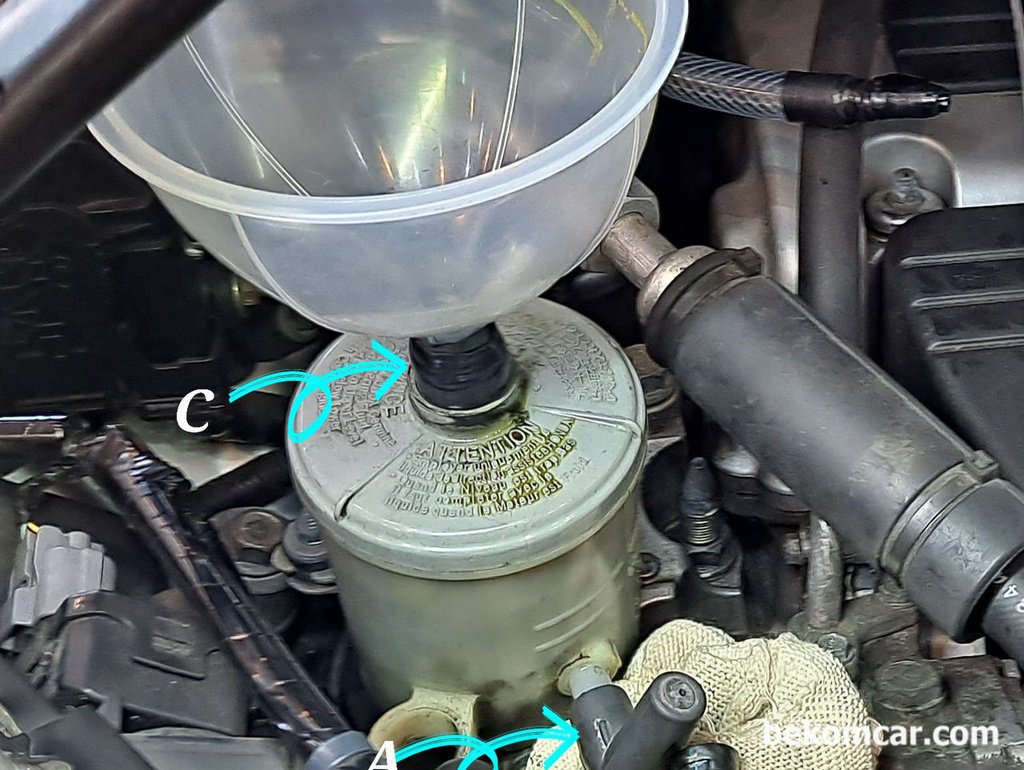 혼다 CRV 및 타메이커 차량 파워오일 교환팁|贝科姆汽车 (bekomcar)