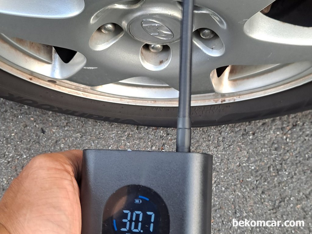 휴대용 컴프레서 타이어 공기압 바람넣기|bekomcar.com