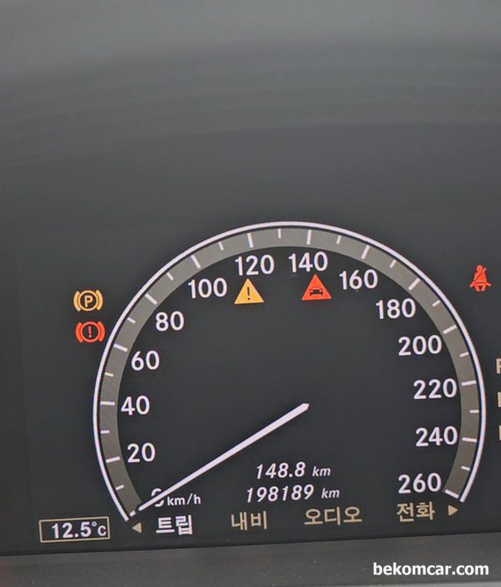 벤츠 S550 차량입니다. 출근 할려고하는데 갑자기 시동이 걸리지 않아요. 왜 시동이 걸리지 않을까요?|ベコムカー (bekomcar)
