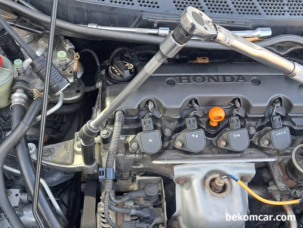 혼다 시빅 8세대 1.8L R18A1 엔진 마운트 교환기록, 주의사항 포함|베콤카 차량정밀진단