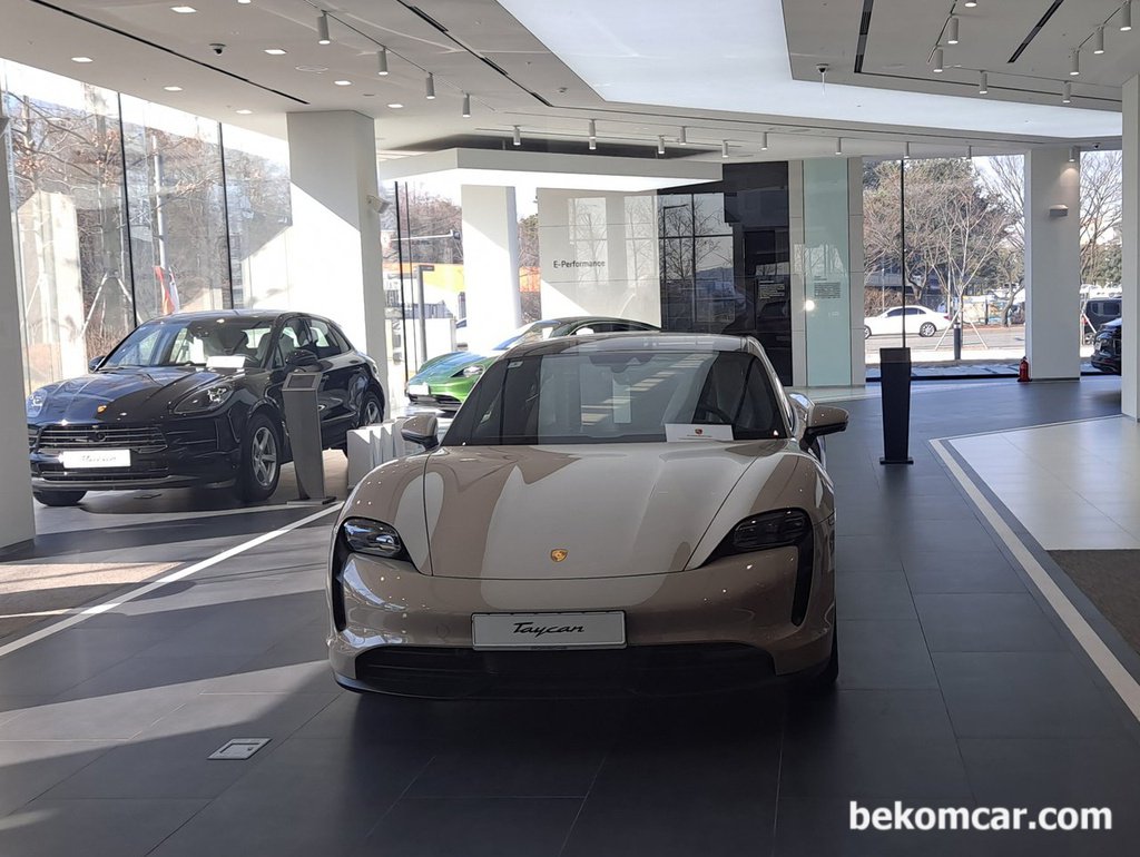 수원 도이치오토월드 1층 포쉐전시장, 포쉐 멋있다|贝科姆汽车 (bekomcar)