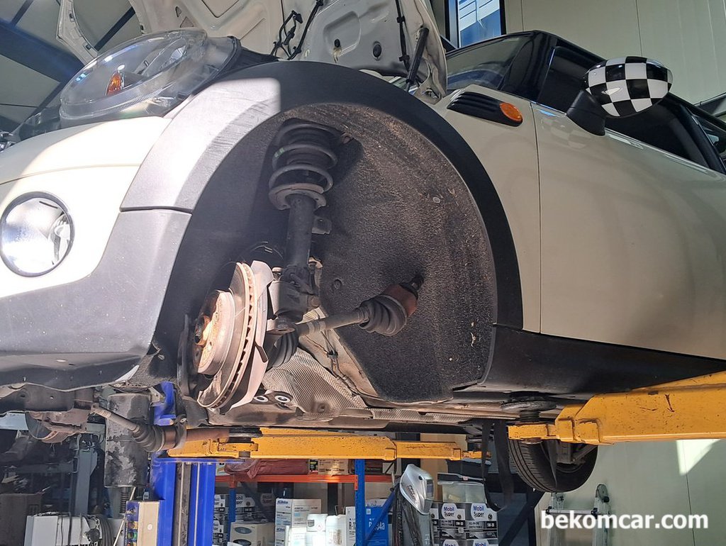 BMW 미니, 엔진오일 과다 소모로 엔진오버홀|بيكومكار (bekomcar)