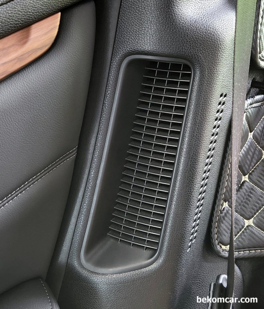혼다 CR-V 5.5세대 하이브리드 뒷자리에 있는 송풍구 같은것 어디에 쓰이나요?|ベコムカー (bekomcar)