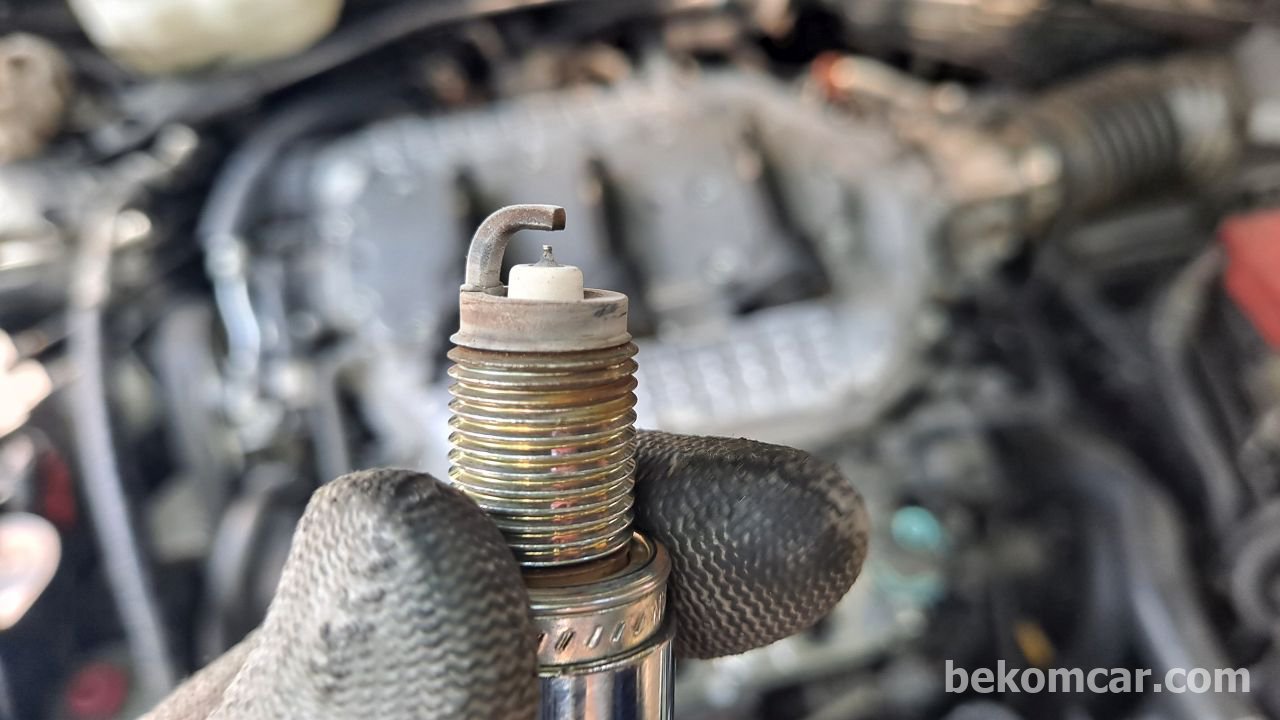 점화플러그 및 점화코일 교체 | 베콤카 (bekomcar.com) 점화플러그 및 점화코일 교체 | 베콤카 (Bekomcar.Com)