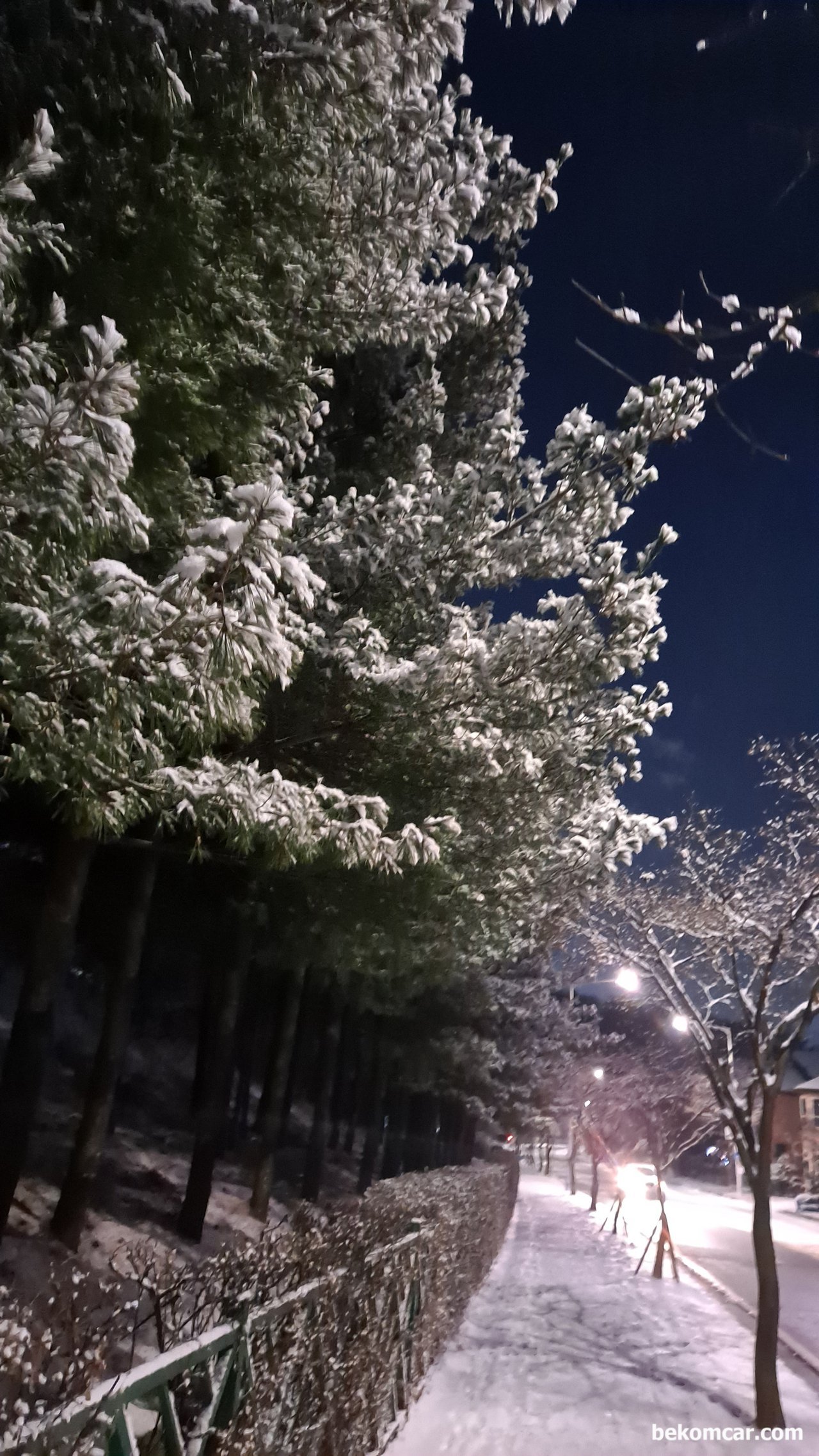 눈이 오고난후, 아침 출근길 모습, 지난주말에 내린 눈. 초저녁 퇴근길 정발산의 모습.|ベコムカー (bekomcar)