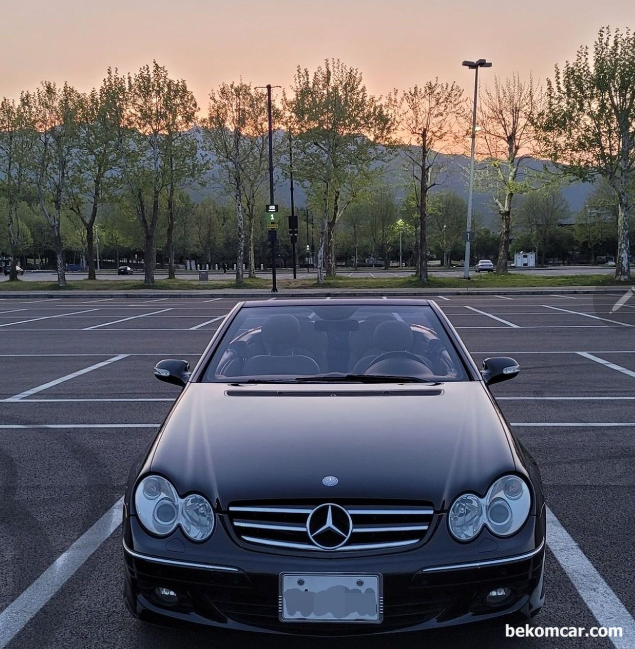 메르세데스 벤츠 CLK350 컨버터블 차량, 메르세데스 벤츠 CLK350 컨버터블 차량. Photo credit: 클래식카코리아, https://cafe.naver.com/classiccarkorea|بيكومكار  (bekomcar)