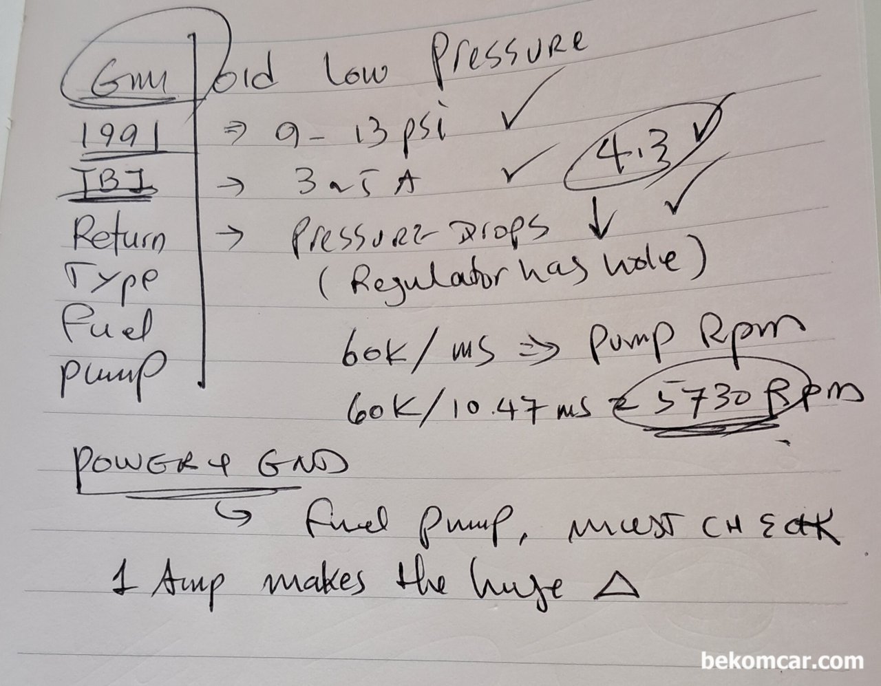 시동지연 & 시동꺼짐, 1991 GMC픽업 4.3L TBI 연료펌프 및 압력시스템 사례, 시동지연과 시동꺼짐등과 관련된 부분중 하나가 연료공급이다. 1991 GMC 픽업트럭 4.3L TBI 시스템 연료압력은 약 9~13PSI이고, Key Off시 압력은 바로 떨어지는것은 정상이다. 레귤레이터에 리크가 설계되어 있기때문이다. 정상적인경우 약 4.3A 정도의 전류가 소모되며 연료펌프 1회 회전시간은 약 10ms 정도이고 약 5700RPM정도이다. 전체 자는 여기에 있다. https://youtube.com/watch?v=MRz7A4PPt6Q|ベコムカー (bekomcar)