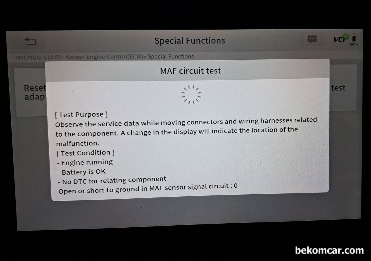 MAF센서 회로이상여부 진단기 점검중, 현대 NF쏘나타 사례, MAF센서 회로이상여부 진단기 점검중이다. 정상으로 판단된다. 베콤카 MAF센서 회로점검 차량은 현대 NF쏘나타 이다.|ベコムカー (bekomcar)