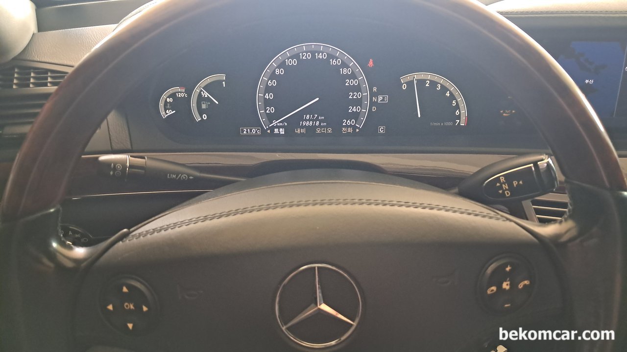 벤츠 S 클래스 2007년 M273 S550 ME9.7 ECU 간헐적 시동불량 기록, 벤츠 S 클래스 2007년 M273 S550 ME9.7 ECU 간헐적 시동불량 증상이 있다. 진단과 정비후에 전체적인 진단기 진단후의 계기판 상태이다. 엔진체크등이 없다. 간헐적인 시동불량 증상은 사라졌다고 한다.|بيكومكار  (bekomcar)