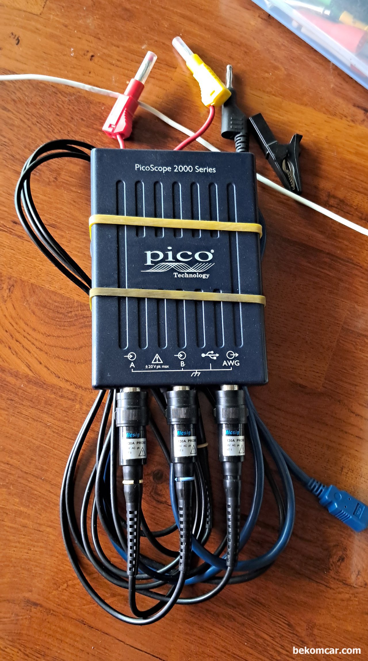2채널 피코 2204A에 사용할 4mm 바나나 잭 맞춤식 프로브 작업기록, 스코프는 Micsig VATO2004 와 피코 2채널 2204A 를 주로사용한다.  오늘 작업은 피코2채널 2204A 의 프로브 맞춤형 작업이다. 기존 프보르를 전부 4mm 바나나 잭을 사용할 수 있게 개조했다.|بيكومكار  (bekomcar)