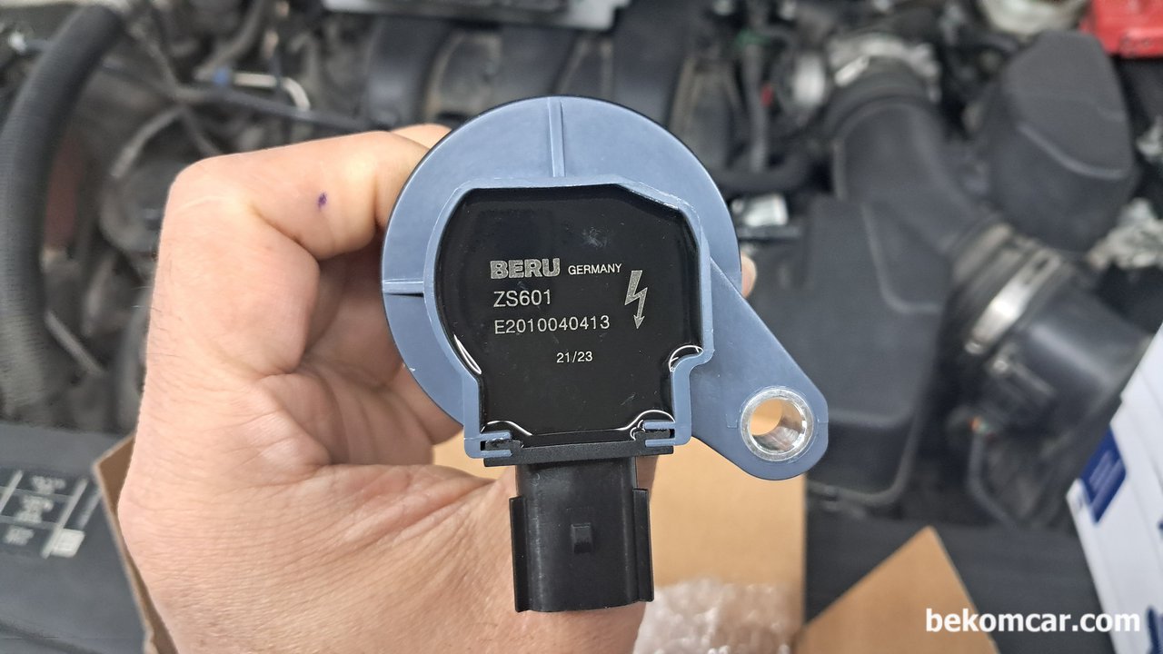 순정 or OEM 부품이 중요성, 포드 익스플로러 ECU교체 사례, 또 다른 점화코일로 BERU 브랜드이다. 베콤카는 항상 순정이나 OEM 점화코일 교체, 점화플러그 교환을 권장한다. 특히 2 와이어 점화코일 기술의 경우 더욱더 순정이나 OEM 점화코일 과 점화플러그 사용이 중요하다.|ベコムカー (bekomcar)