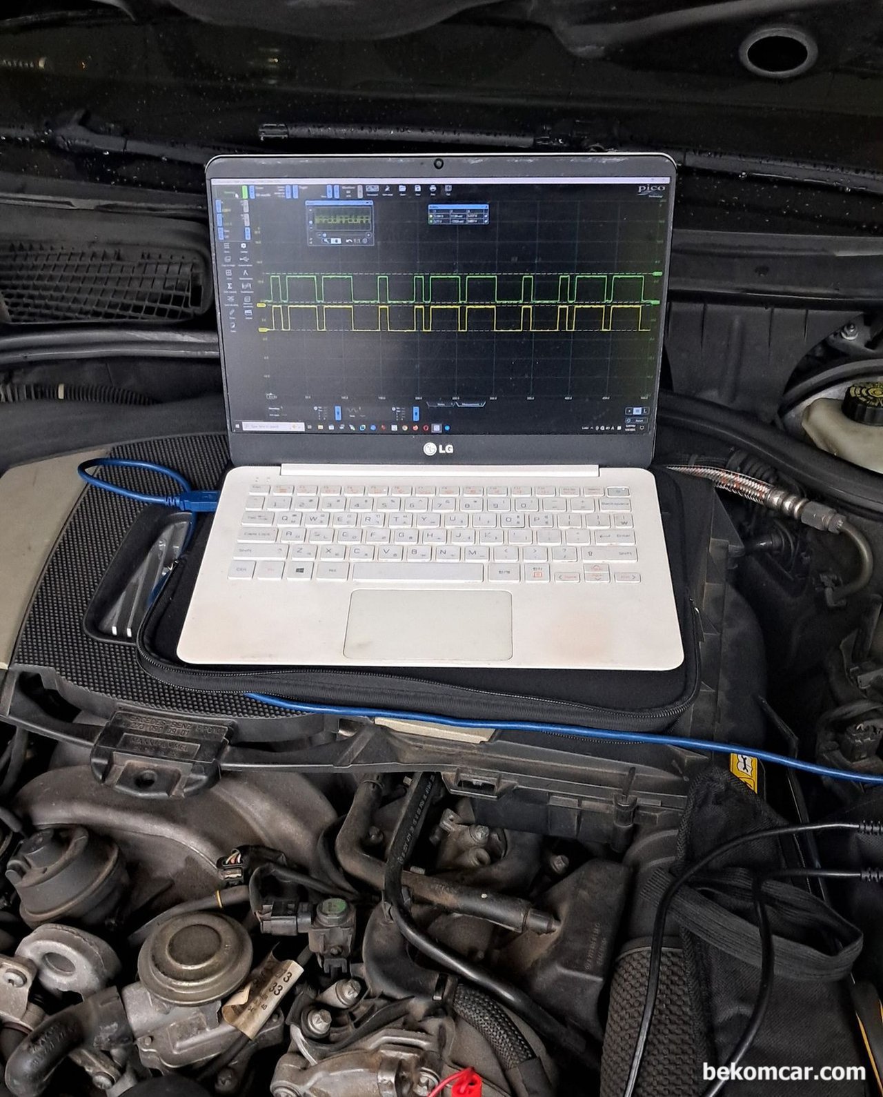 진단시 100% 결과 보장을 하나요?, 2008년 밴츠 S 클래스 S550 V8, 간헐적 시동안걸림 & 캠새프트 고장코드 진단. 정비사례 이다. 베콤카 진단으로 상당한 돈 아끼고 시간 절약했다. 역시 100% 보장은 없다. 다만 최선을 다 할 뿐이다. 이번에도 수백만원 아끼고 2번의 진단후 정비하여 간헐적 시동꺼짐과 캠새프트 고장코드를 해결하였다. 간헐적인 시동꺼짐은 현장증거를 잡아야 하는데, 첫 진단에는 시동이 잘 걸려서 2번째 진단까지 하였다.|ベコムカー (bekomcar)