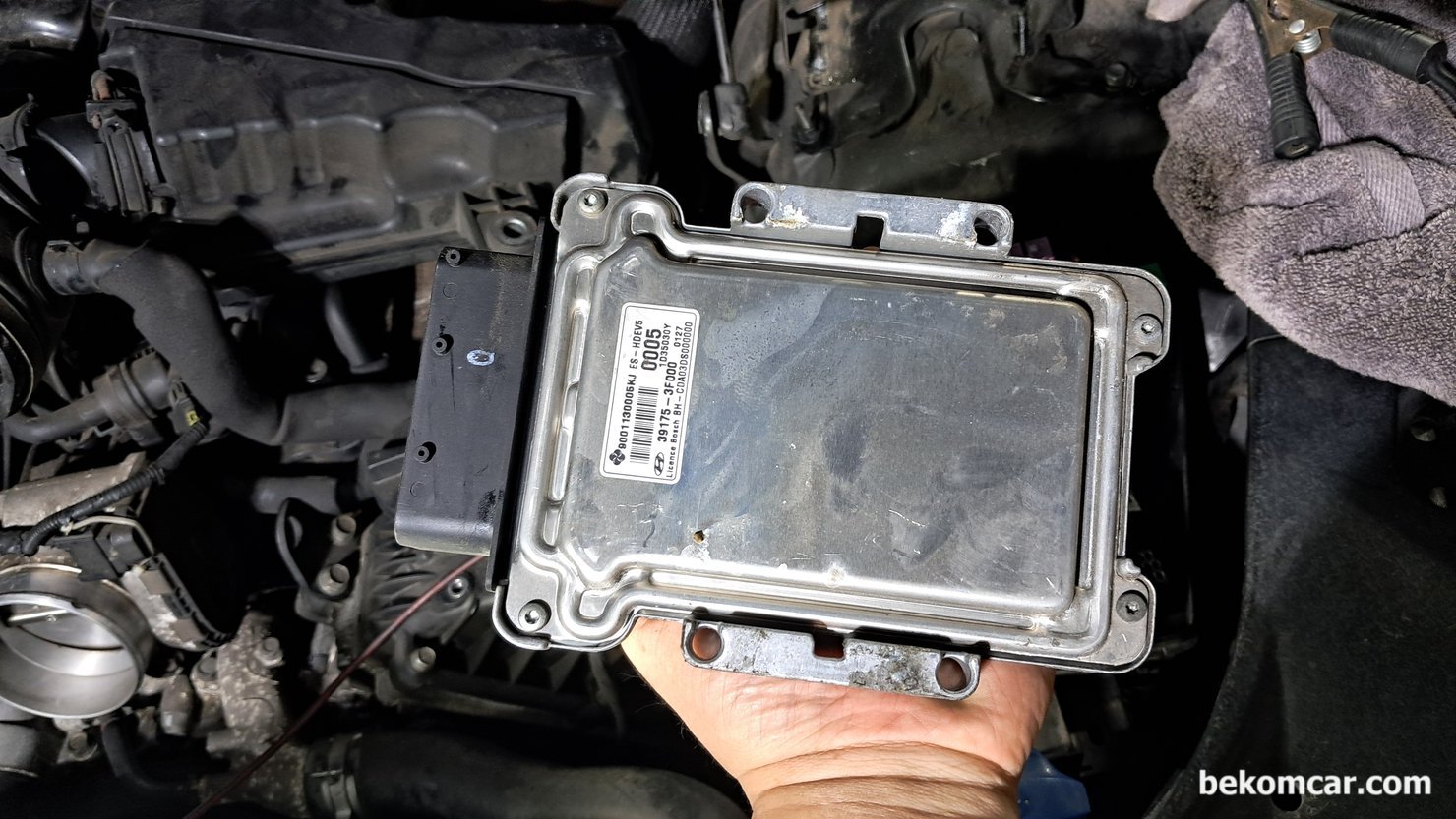 현대자동차 에쿠스 VS500 IDB 연료압력 및 인젝터 제어 ECU, 현대자동차 에쿠스 VS500 IDB 인젝터 ECU이다.  P0611등 인젝터 내부오류등의 경우 인젝터 모듈고장 가능성이 높다.|بيكومكار  (bekomcar)