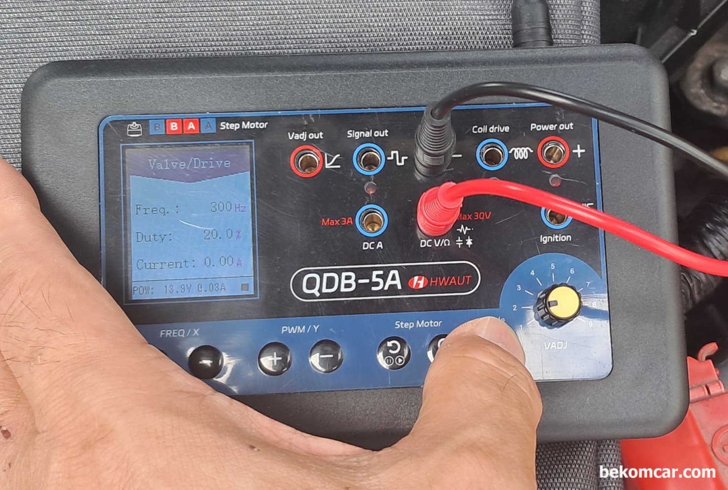QDB-5A Car Sensor Tester (센서 시뮬레이터) 테스팅 기록, QDB-5A Car Sensor Tester (센서 시뮬레이터) 테스팅 기록이다. Valve/Drive 제어가 가능한 시뮬레이션 기능인데 Frequency, Duty Cycler & Current 그리고 POWER 등이 측정되고 조정이 가능한것 같다.|bekomcar.com