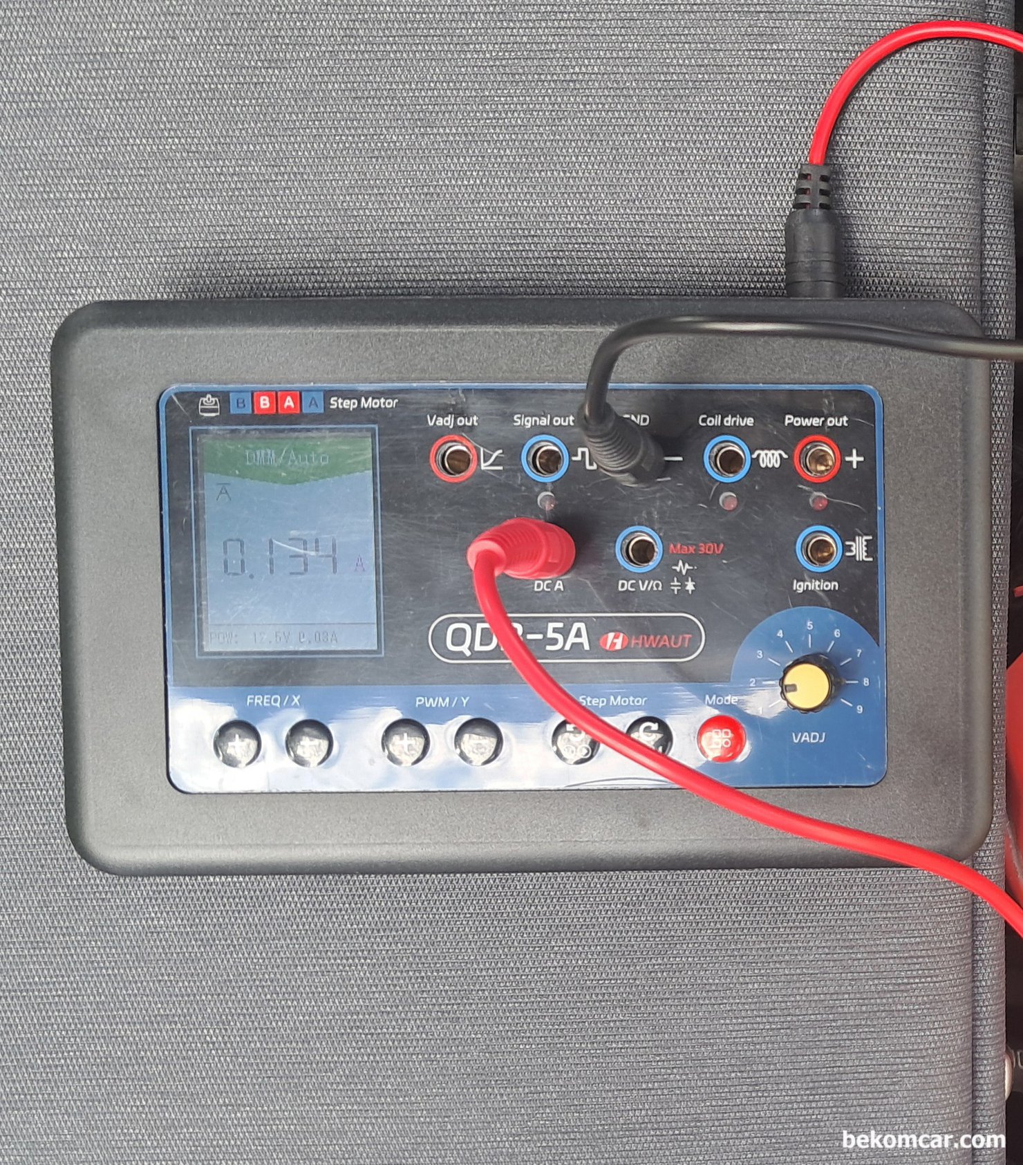 QDB-5A Car Sensor Tester (센서 시뮬레이터) 테스팅 기록, QDB-5A Car Sensor Tester (센서 시뮬레이터) 테스팅 기록이다. 암 전류 측정이 가능하고 차량이 시동끄고 난 후 Sleep Mode까지 얼마나 걸리는지도 알 수 있다. 시동후에 배터리에서 전류를 측정하고 있는데 0.134mA 에서 계속 떨어지고 있다. 암 전류 진단시에 유용하다.|bekomcar.com