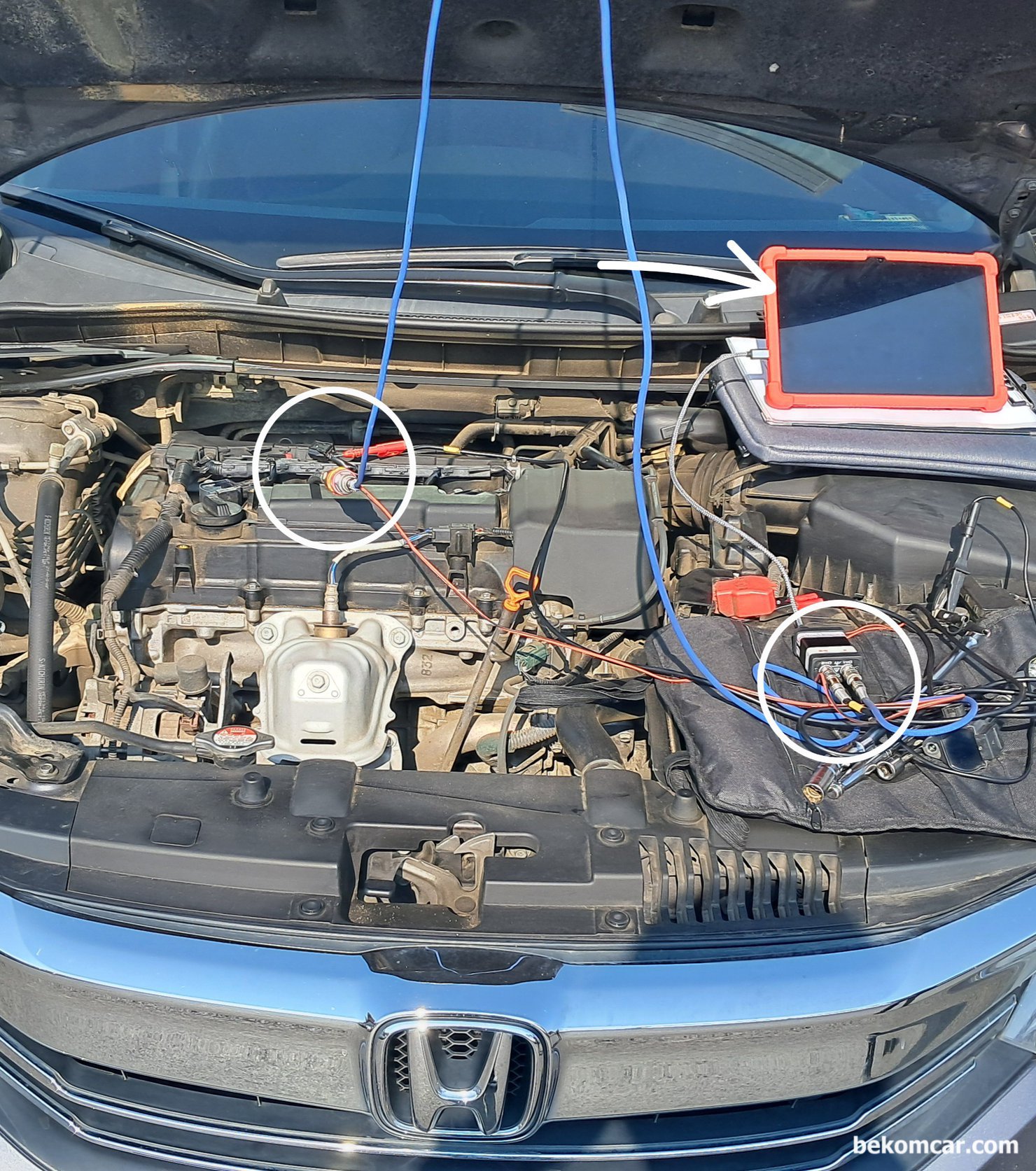 ROTKEE의 실린더압축압력센서, 진동센서, 펄스센서등 수입통관후 배송시작, ROTKEE 의 국내 대리점으로 이번에 2차 수입통관한 PS16 실린더 압축압력 센서를 실제 차량에서 사용하고 있다. 혼다 어코드 2.4L 에서 실린더압축압력 을 측정하고 있다. 오실로스코프는 Martin Loren (martinloren.com) 의 HS512Max 를 사용하고 프로그램은 안드로이드 태블릿에서 사용하고 있다.|ベコムカー (bekomcar)