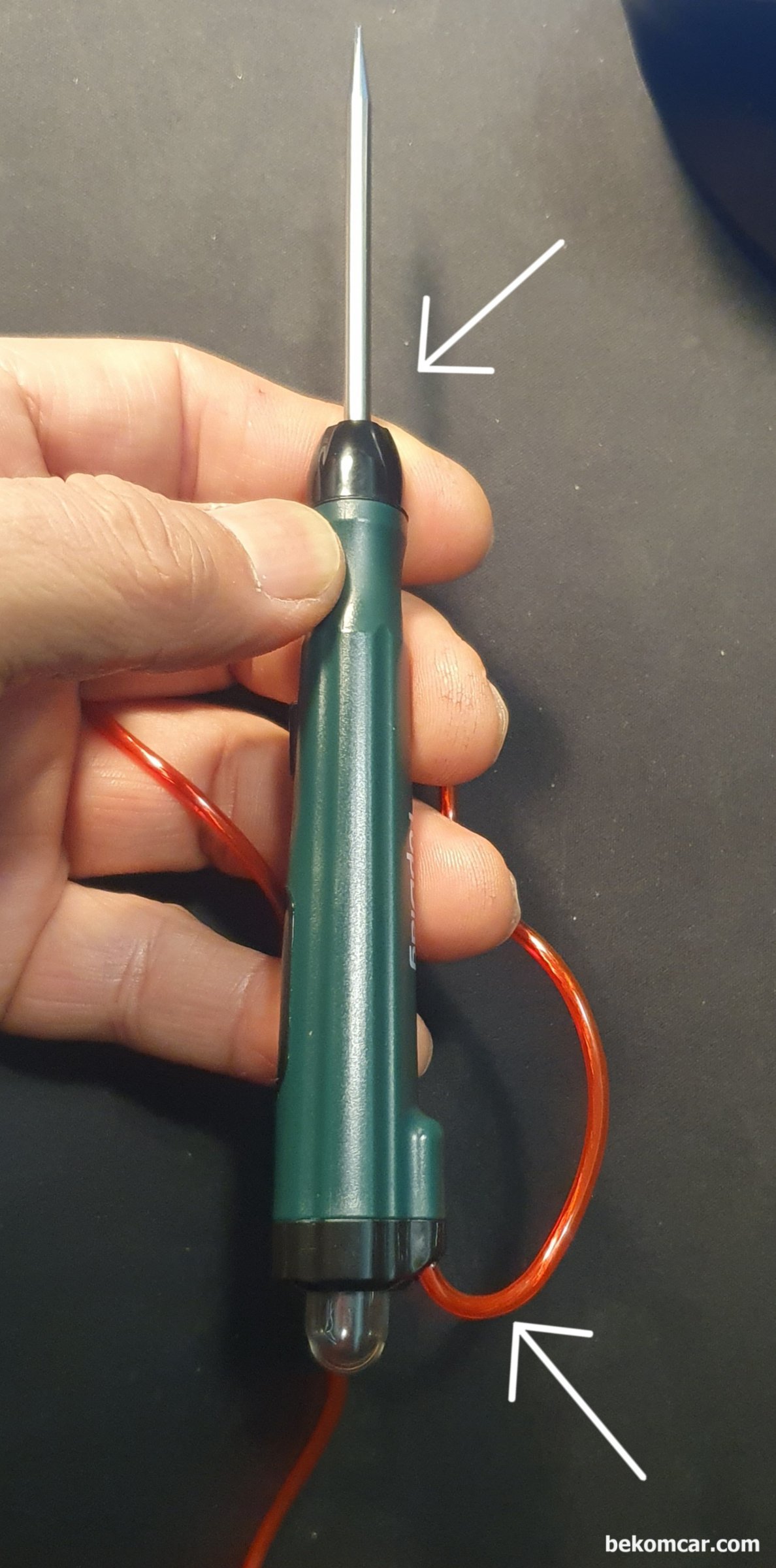 회로 점검시 테스터 프로브 5W 백열전구 와 전압표시, 회로점검 테스트라이트 프로브 화살표 부분이 4mm 바나나 잭으로 되면 더 좋을것이다.|bekomcar.com