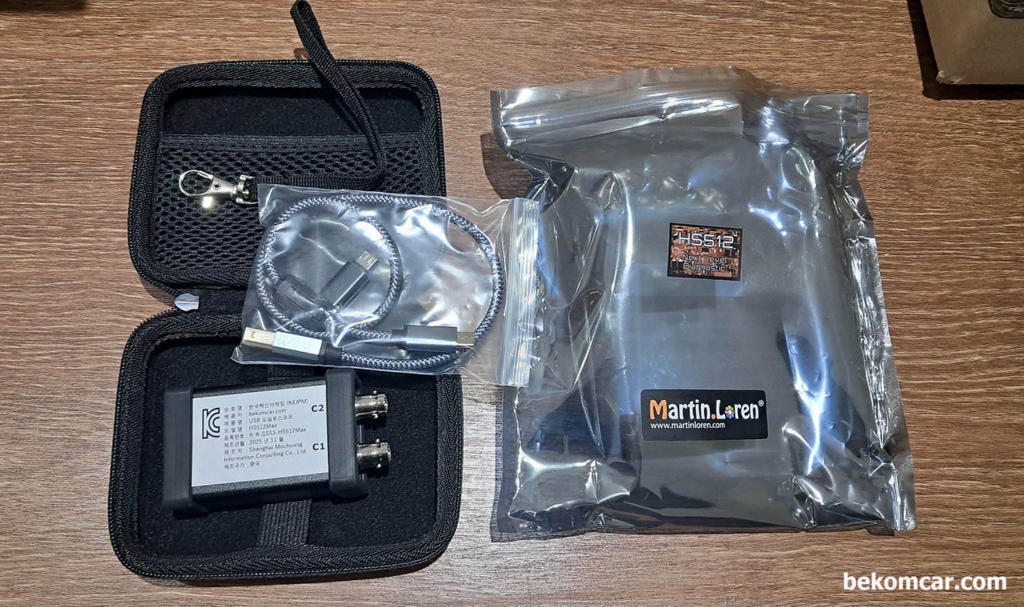 수퍼카 & 모닝 포함 모든 내연기관엔진 파형분석 실화진단 방법, 혼다 오딧세이 사례, 혼다 오딧세이 K24엔진 부조. 실화 진단에 사용된 오실로스코프 이다. 2채널 자동차전용으로 고가에서도 지원되는 12Bit ADC를 지원한다. 그만큼 정밀진단이 가능하다는 의미이다. Martin Loren이 개발 제조하고 베콤카에서 국내 대리점으로 수입 공급과 함께 교육도 제공하고 있다.|ベコムカー (bekomcar)