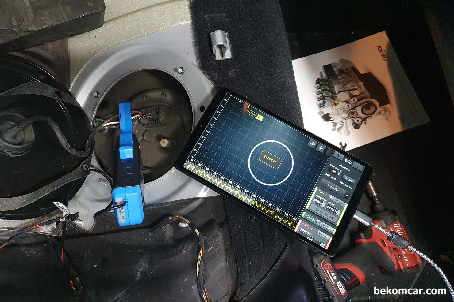 HS512Max 사용법, 파형저장 수동으로 시작하기 (BMW E60 M54 사례), HS512Max 사용법으로 프로그램 화면에 'START' 버튼이 표시되고 화면 아래쪽에 측정되는 파형도 표시가 된다. 파형이 좋고 준비가 되면 'START' 버튼을 누르면 화면 녹화가 되어 파일로 저장된다. 물론 HS512Max 프로그램 세팅에서 녹화를 수동으로 세팅되어 있어야 한다.|贝科姆汽车 (bekomcar)