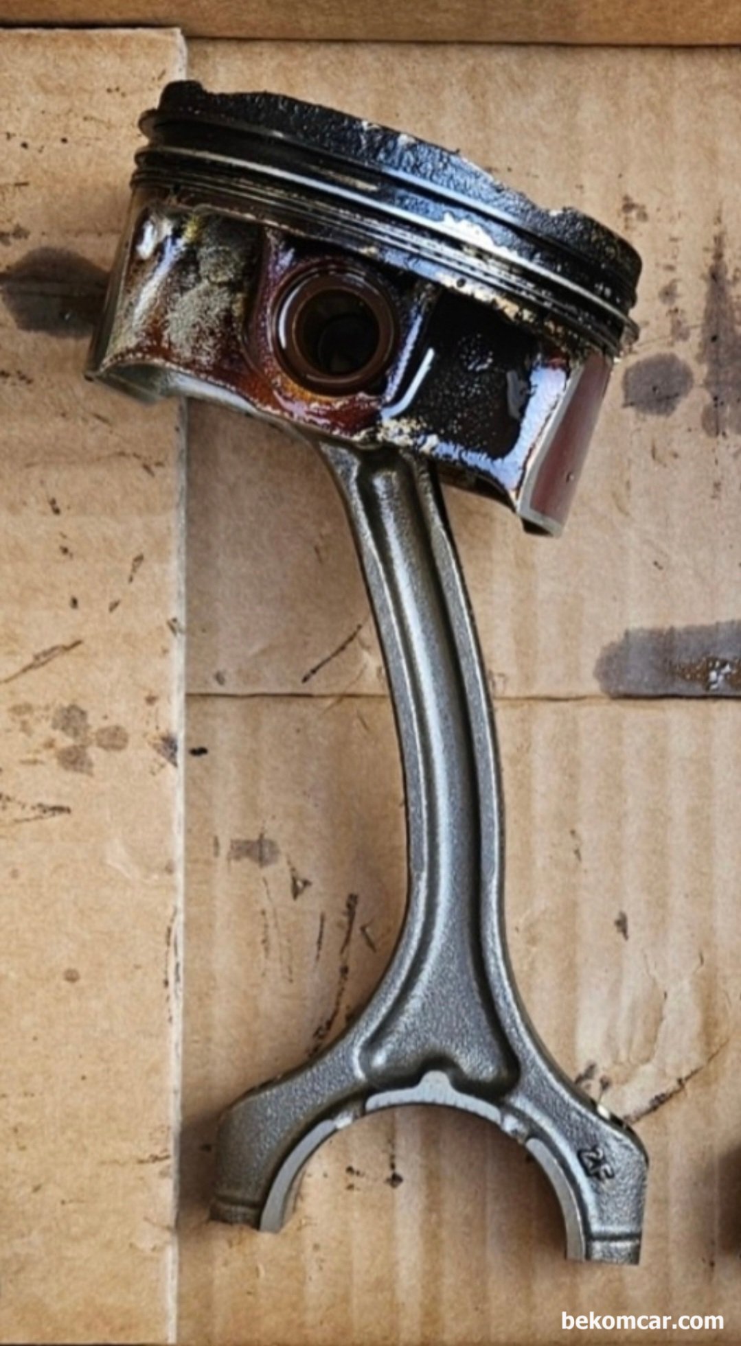 현대 DN8 2021 다기통실화 관련 실린더압축압력 파형, 피코스코프, 현대 DN8 2021 다기통실화. 2번 실린더 BDC TDC 이동에 문제점 ㅡ 덜 올라옴. 코넥팅 로드가 휘어 있다. 자료제공: 초보정비광, 자정공 https://cafe.naver.com/autowave21|bekomcar.com