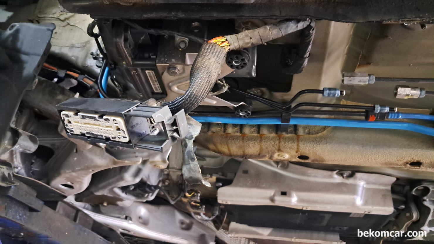 F10 528i CAN High & Low 캔통신 NO ACK 파형, BMW F10 528i ABS 모듈고장 점검 과정이다. 이번 작업은 베콤카와 베콤카 파트너 정비소에서 같이 작업 하였다.|贝科姆汽车 (bekomcar)