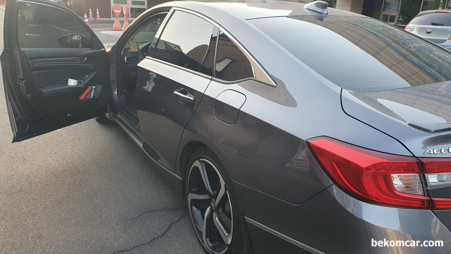 정비사로 기분이 좋을때, 정확한 진단을 통하여 고객 스트레스 가 사라질때, 혼다 어코드 10세대, 약 7년정도 시동지연, 베콤카 정밀 진단 결과대로 정비후 약 2주 되었다. 시동지연 완전히 사라지고 출력도 좋아진것 같다고 말씀하신다. 참 기분이 좋다.|bekomcar.com