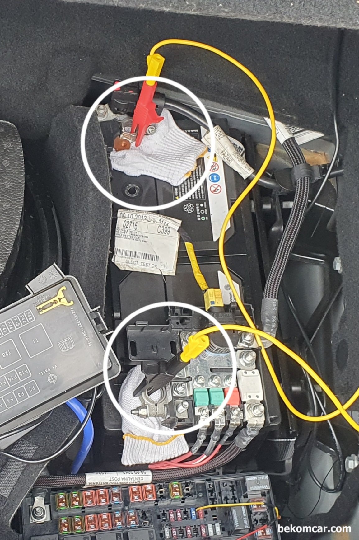 캔 통신 에러 BUS OFF 모듈 (강제 퇴출당한 상태) 원상복귀 시키기, 캔 통신 에러가 지속되어 벌점이 256점이 넘으면, 해당 네트워크망 에서 강제 퇴출당한다.   캔 통신 BUS OFF 상태 모듈 원상복귀 방법은 배터리 케이블 분리후 케이블로 연결하여 퇴출 시킨 정보를 강제로 삭제 시켜주면 된다. 베콤카 에서 진단한 기블리 캔 통신 BUS OFF 복권시키는 과정이다.|بيكومكار  (bekomcar)