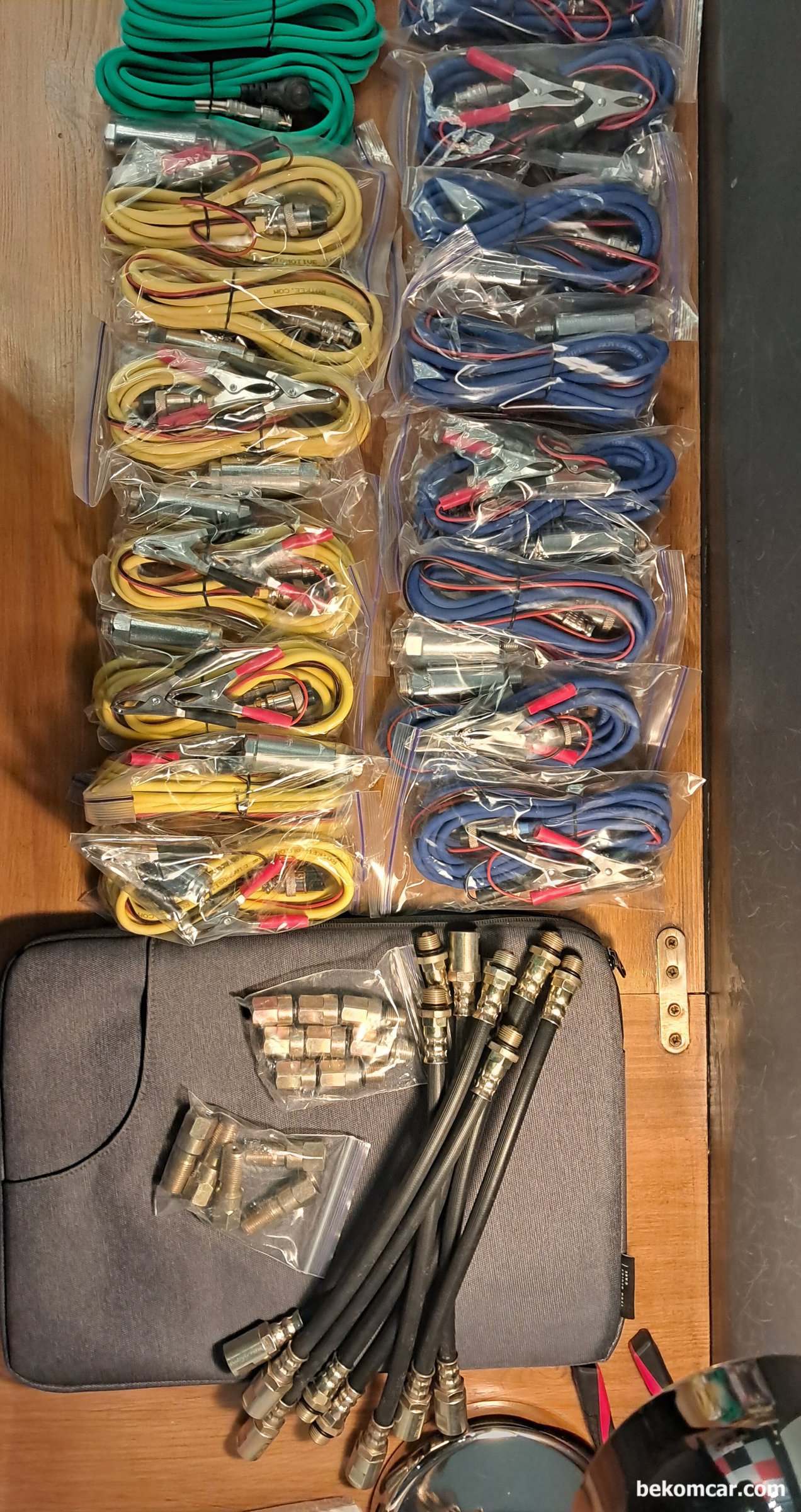 정비사세트B+는 판매 완료되었습니다. 다음 수입물량은 약 30일 전후에 통관 예정입니다., '정비사세트B+' 1세트 오실로스코프 및 압력센서등 필수장비 판매 (결제후 즉시 배송) 페이지를 참고바랍니다.  https://bekomcar.com/ko/blog/2026/02/24/mechanic-scope-cylinder-pressure-transducer-package-508/|bekomcar.com