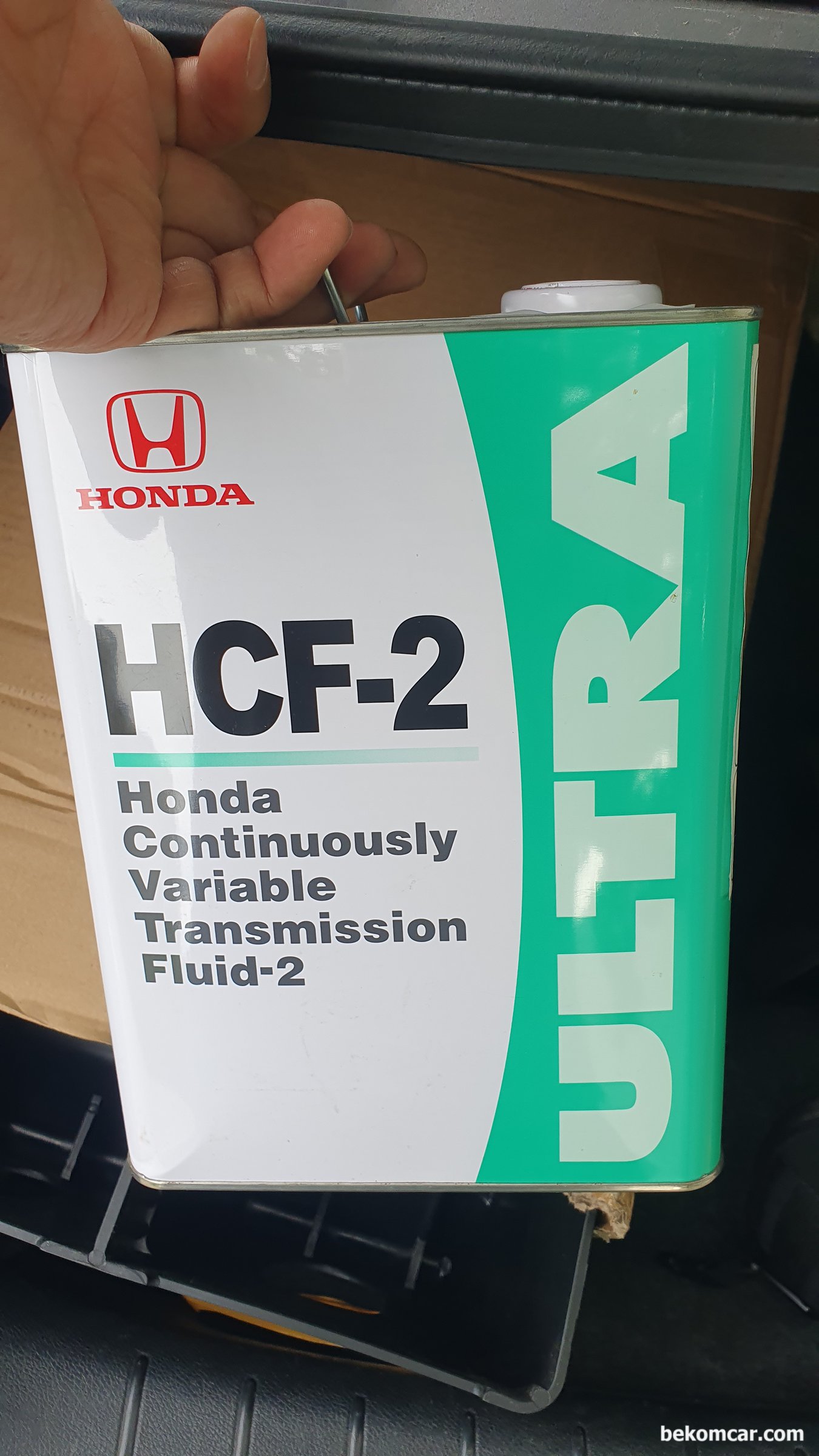 CVT 미션액 HCF-2 & 필터교체 와 레벨링, 혼다 어코드 9세대, 혼다 어코드, CRV, CIVIC등에 사용되는 CVT 미션액 HCF-2 는 가짜가 너무 많으니 주의한다. 특히 동호회에서 구매시 꼭 진품인지 확인해야 한다.|bekomcar.com
