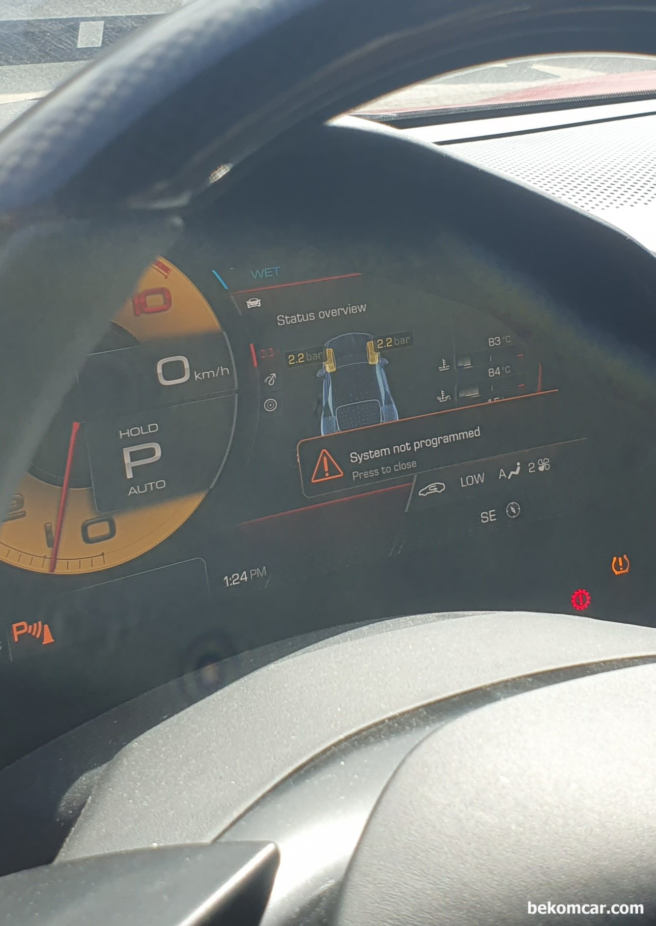 페라리 로마 3.9L V8 트윈터보 612마력 진단후 결과 점검 기록, 페라리 로마 3.9L V8 트윈터보 612마력 진단후 점검, System not programmed 에러가 표시된다. 원래 진단이슈가 해결되었다가 EEPROM 데이터 이전후 BCM에 저장된 프록시세팅 값 Propagination 작업이 없어서 표시되는 에러로 판단된다.|بيكومكار  (bekomcar)